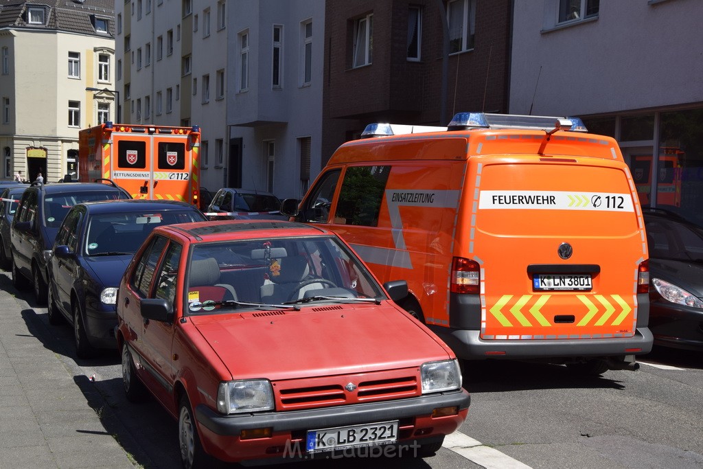 Explo Feuer 2 Koeln Kalk Hoefestr P120.JPG - Miklos Laubert